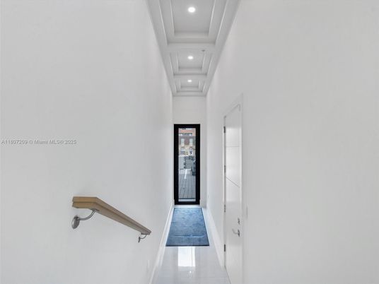 Interior, Recessed Lighting