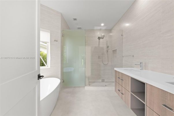 Bathroom, Dual Sink Vanities, Free Standing Baths, Glass Shower, Interior, Recessed Lighting