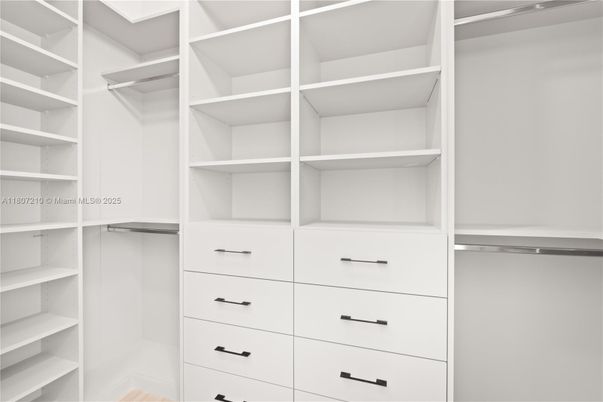 Interior, Walk-in Closets