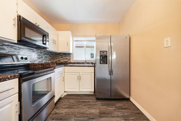Interior, Kitchen, Stainless Steel Appliances, Wood Texture Flooring