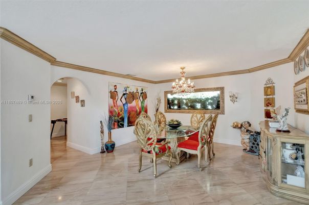 Chandelier, Dining room, Interior