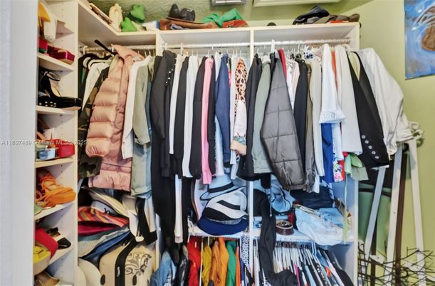 Interior, Walk-in Closets