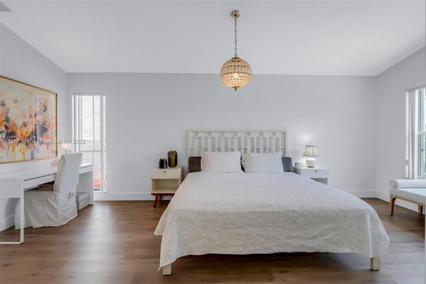 Bedroom, Chandelier, Interior, Pendant Lights, Wood Texture Flooring