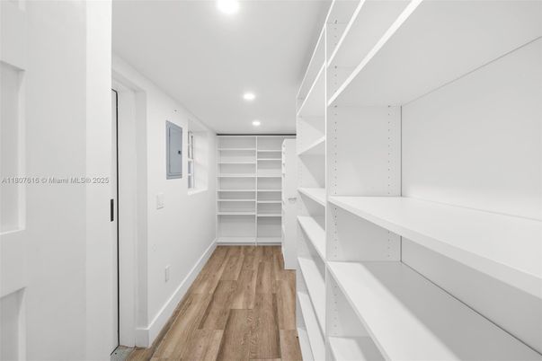 Interior, Recessed Lighting, Walk-in Closets, Wood Texture Flooring