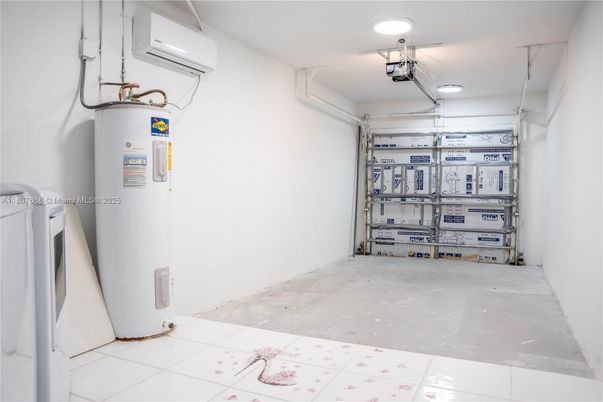 Garage, Interior