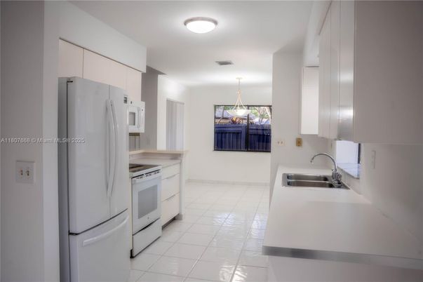 Interior, Kitchen, Pendant Lights