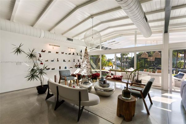 Interior, Living room, Sun Room