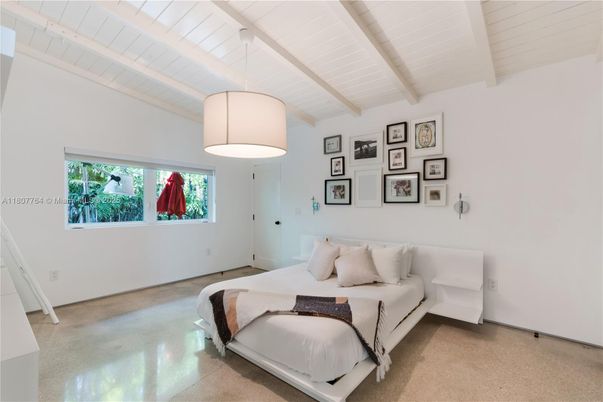 Interior, Pendant Lights