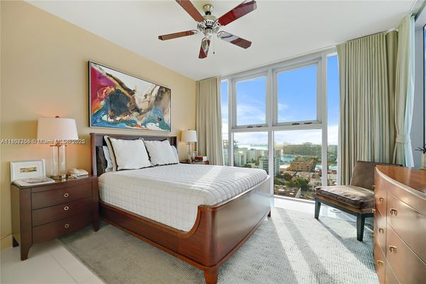 Bedroom, Interior, Water