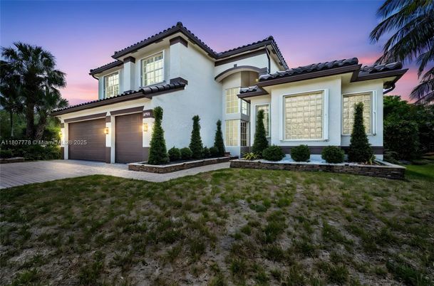 Attached, Backyard, Exterior, Facade, Mediterranean