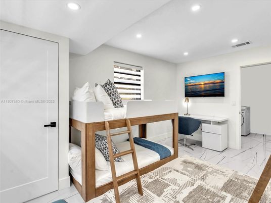 Bedroom, Home Office, Interior, Marble, Recessed Lighting