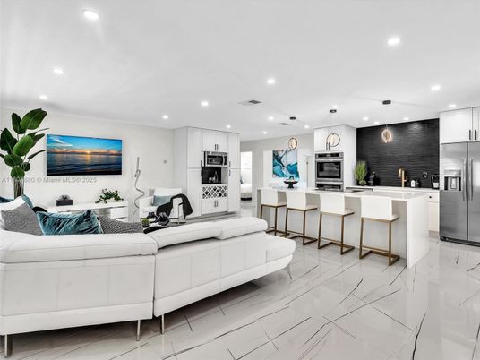 Interior, Kitchen, Living room, Pendant Lights, Recessed Lighting, Stainless Steel Appliances