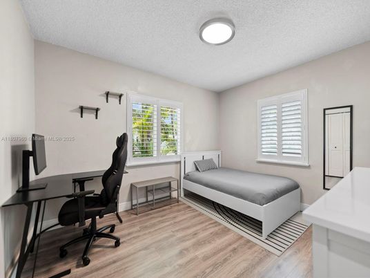 Bedroom, Home Office, Interior, Wood Texture Flooring