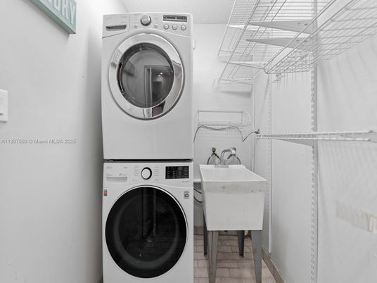 Interior, Utility Closets, Washer