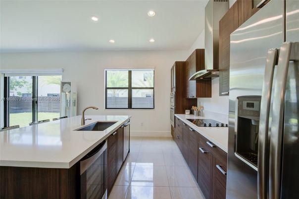 Interior, Kitchen, Recessed Lighting, Stainless Steel Appliances, Water