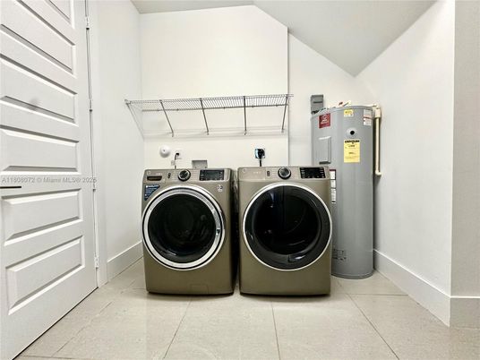 Interior, Washer