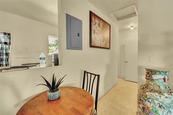 Dining room, Interior