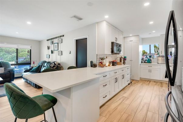 Interior, Kitchen, Living room, Recessed Lighting, Wood Texture Flooring