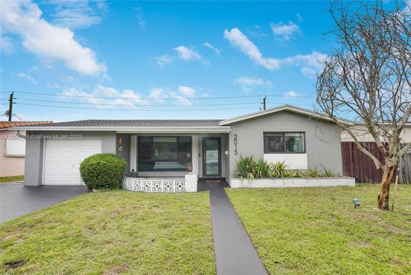Attached, Backyard, Exterior, Facade, Ranch
