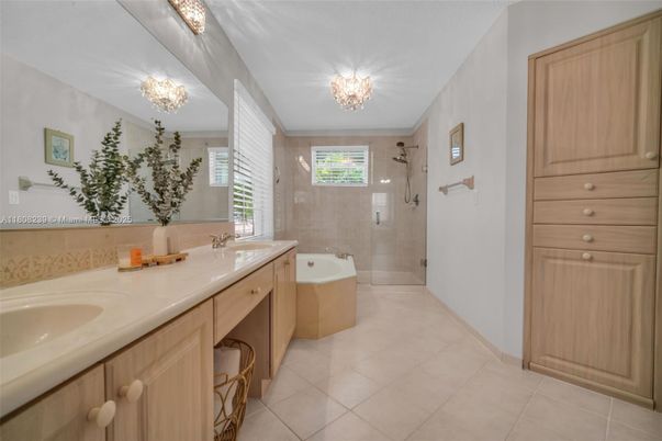 Bathroom, Chandelier, Dual Sink Vanities, Glass Shower, Interior