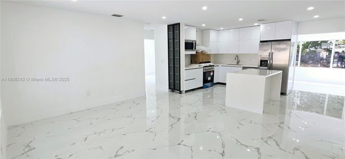 Interior, Kitchen, Marble, Recessed Lighting