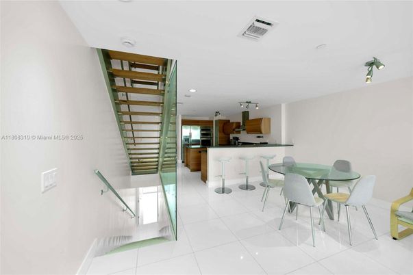 Dining room, Interior, Kitchen, Recessed Lighting