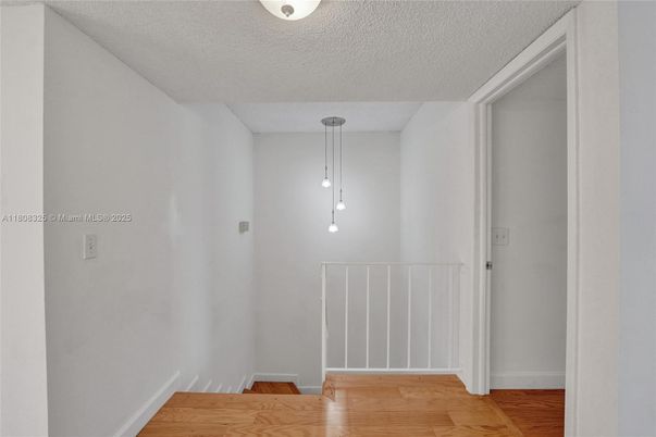 Interior, Pendant Lights, Wood Texture Flooring