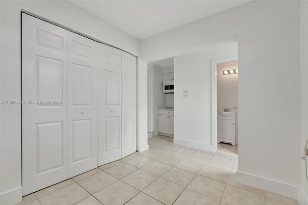 Bathroom, Empty room, Interior