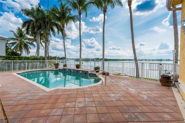 Exterior, Pool, Water