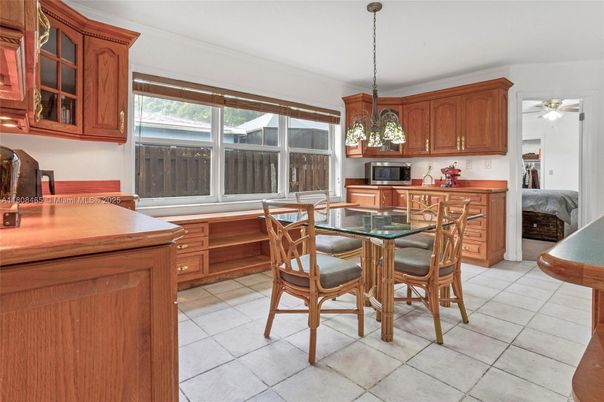 Dining room, Interior, Kitchen, Pendant Lights