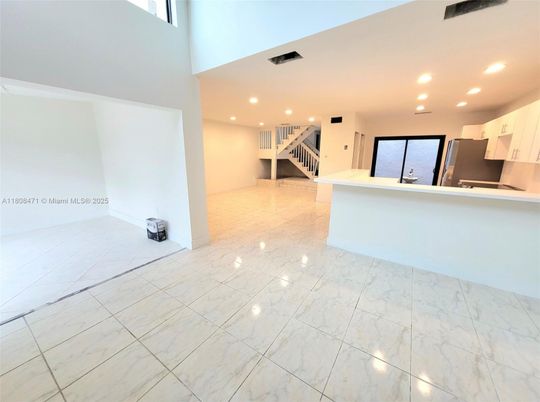 Interior, Kitchen, Marble, Recessed Lighting