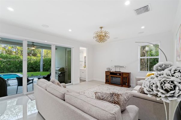 Chandelier, Interior, Living room, Recessed Lighting