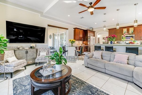 Interior, Kitchen, Living room, Pendant Lights, Recessed Lighting