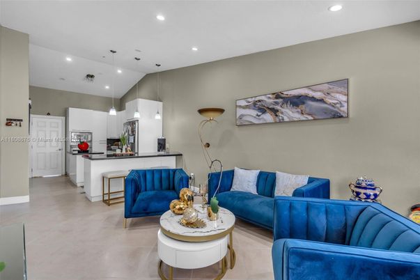 Interior, Kitchen, Living room, Pendant Lights, Recessed Lighting