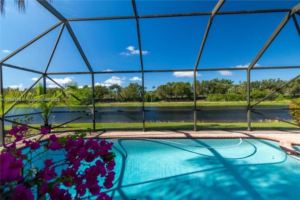 Glass Ceilings, Interior, Pool, Sun Room, Water