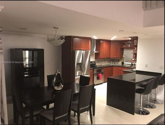 Chandelier, Dining room, Interior, Kitchen, Recessed Lighting, Stainless Steel Appliances