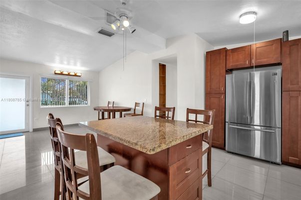 Dining room, Interior, Kitchen, Stainless Steel Appliances