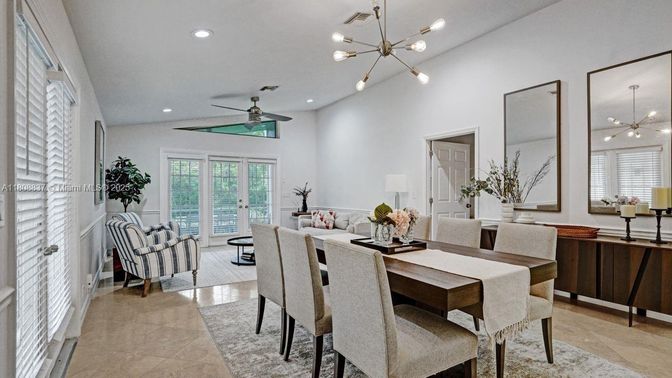 Dining room, Interior, Living room, Pendant Lights, Recessed Lighting
