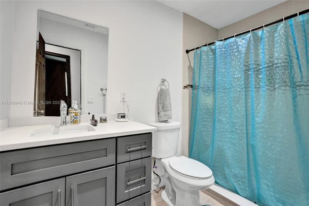Bathroom, Interior, Wood Texture Flooring