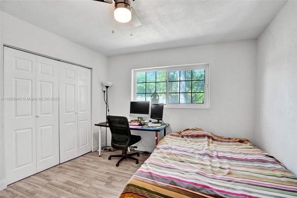 Bedroom, Home Office, Interior, Wood Texture Flooring