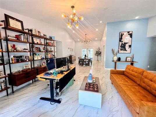 Dining room, Interior, Living room, Marble, Pendant Lights, Recessed Lighting