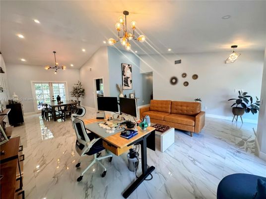 Home Office, Interior, Living room, Marble, Pendant Lights, Recessed Lighting
