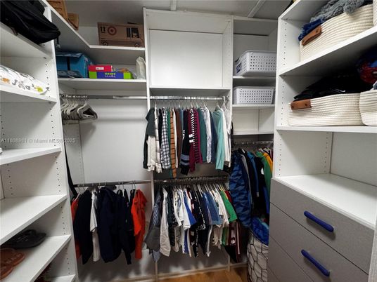 Interior, Walk-in Closets