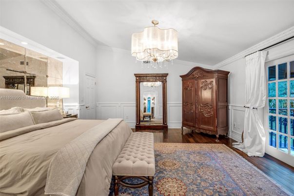 Bedroom, Chandelier, Interior, Recessed Lighting, Wood Texture Flooring