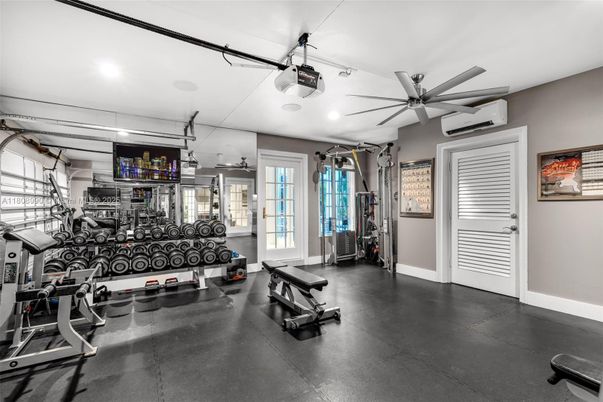 Fitness Equipment, Interior, Recessed Lighting