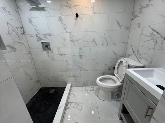 Bathroom, Interior, Marble, Marble Walls