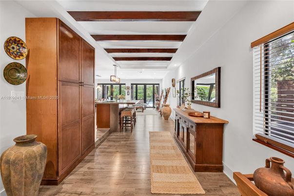 Interior, Pendant Lights, Recessed Lighting, Wooden Beams, Wood Texture Flooring