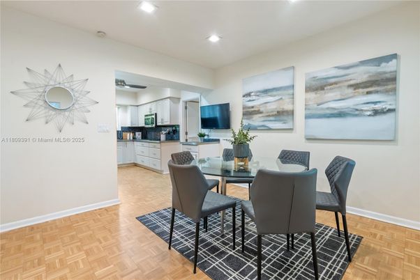 Dining room, Interior, Kitchen, Recessed Lighting, Wood Texture Flooring