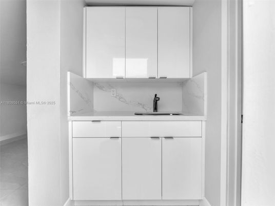 Interior, Kitchen, Marble Walls