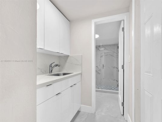 Bathroom, Interior, Marble Walls, Recessed Lighting